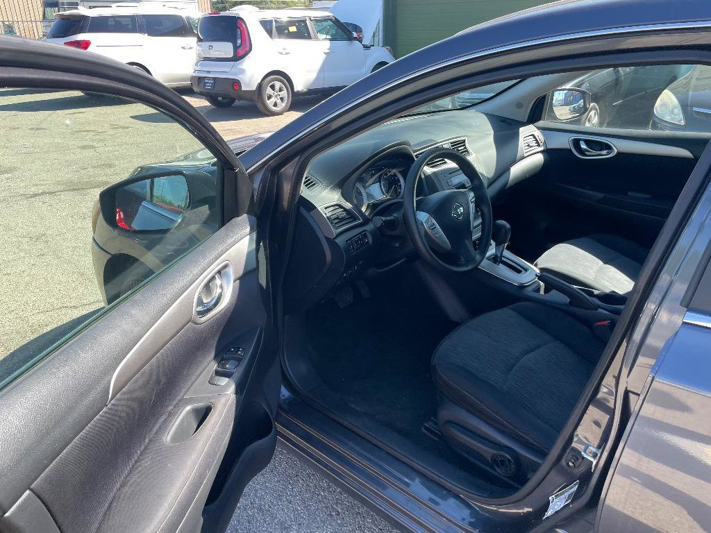 Used 2014 Nissan Sentra SV image 11