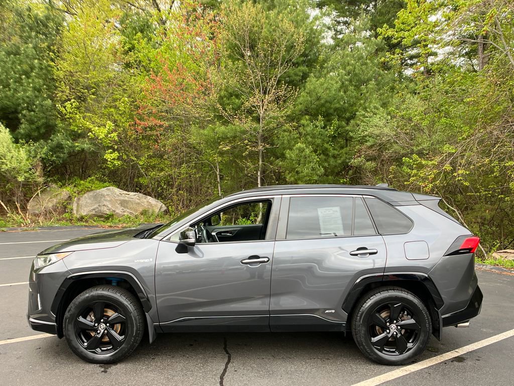 Used 2020 Toyota RAV4 XSE AWD/4WD image 2
