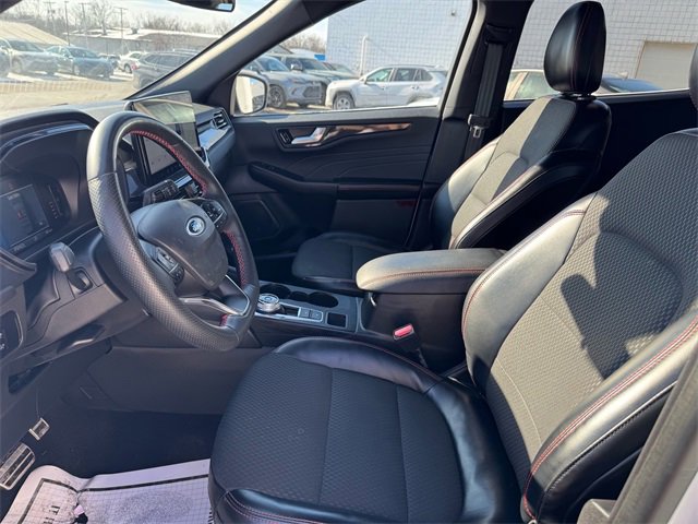 Used 2023 Ford Escape ST-Line w/ Tech Pack #1 image 3