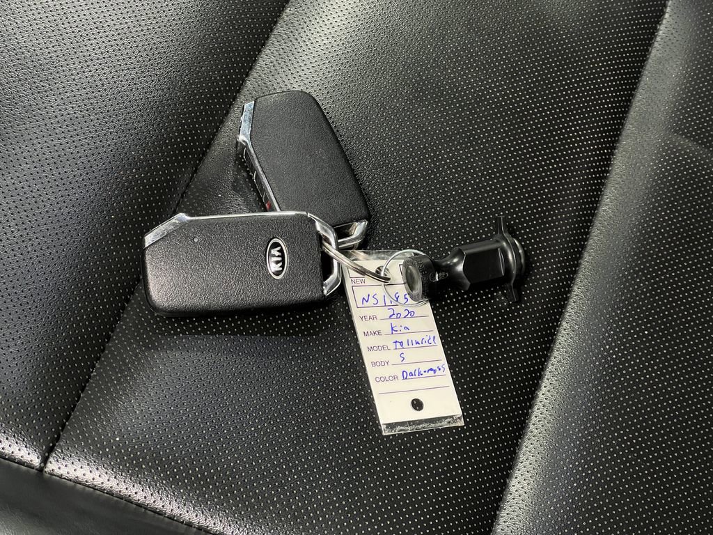 Used 2020 Kia Telluride S image 39