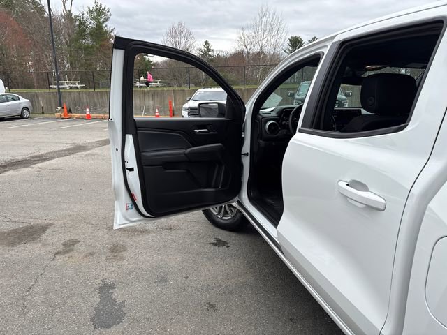 Used 2024 Chevrolet Colorado LT image 23