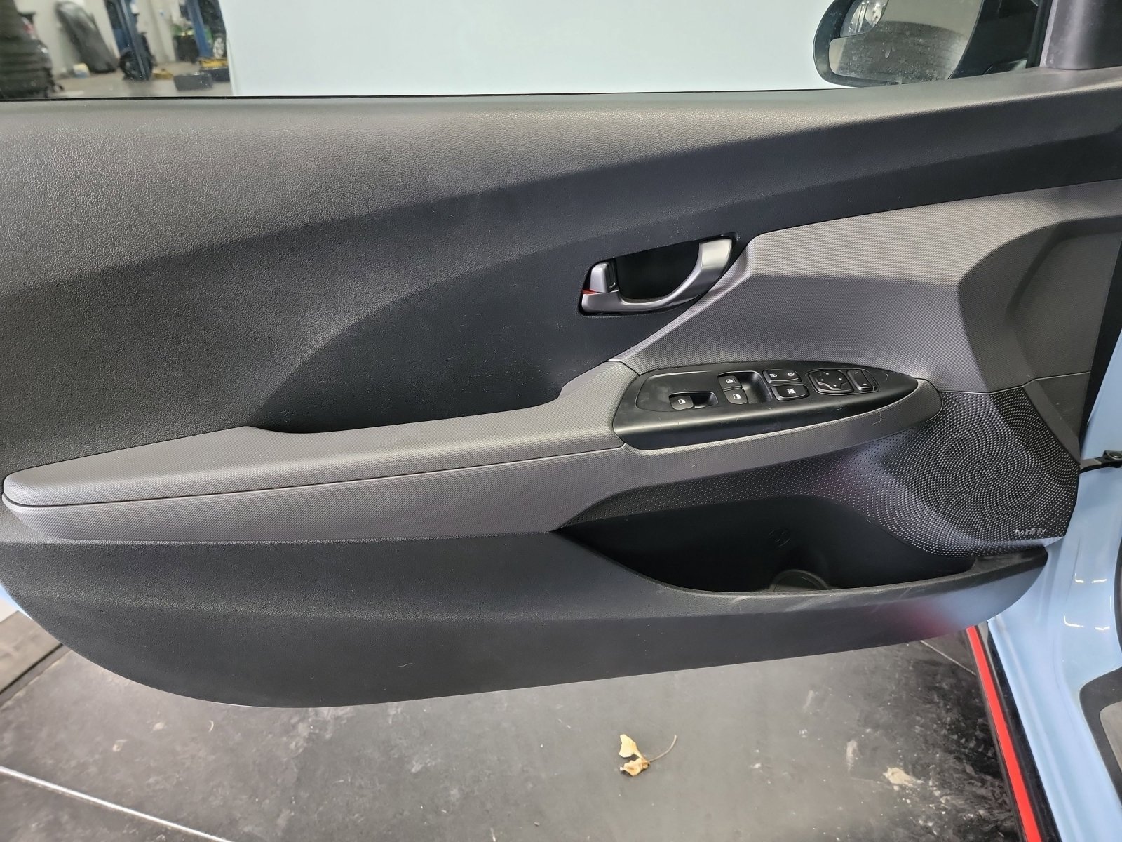 Used 2019 Hyundai Veloster N N FWD image 13