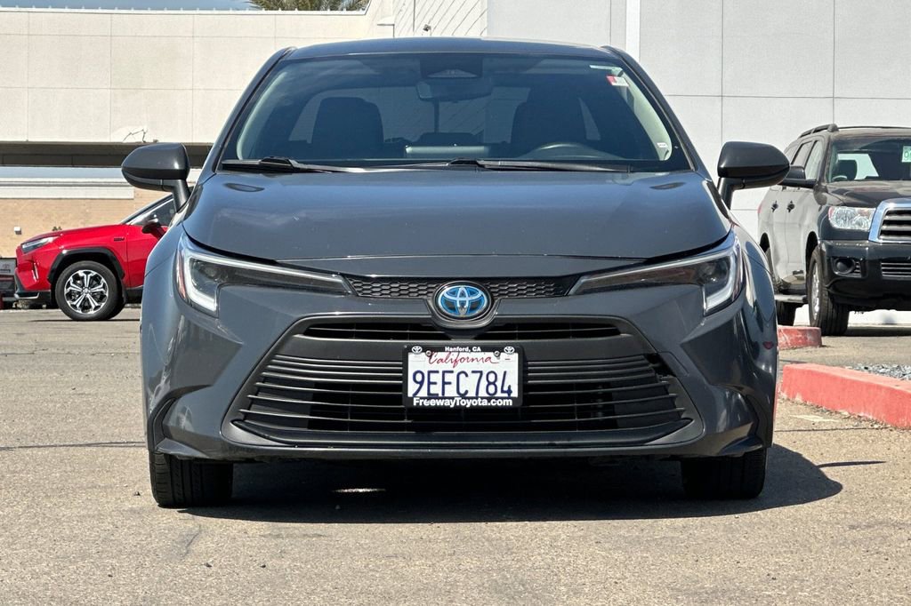 Used 2023 Toyota Corolla LE w/ Carpet Mat Package (TMS) image 11