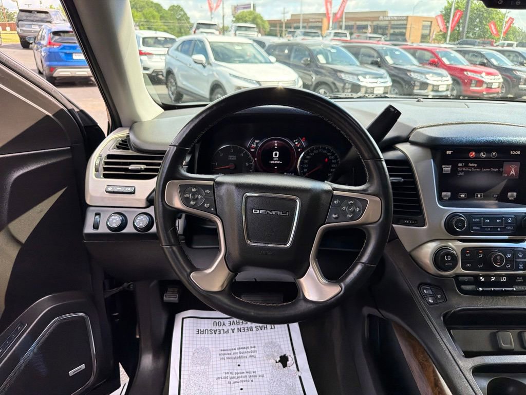 Used 2015 GMC Yukon XL Denali w/ Touring Package AWD/4WD image 45