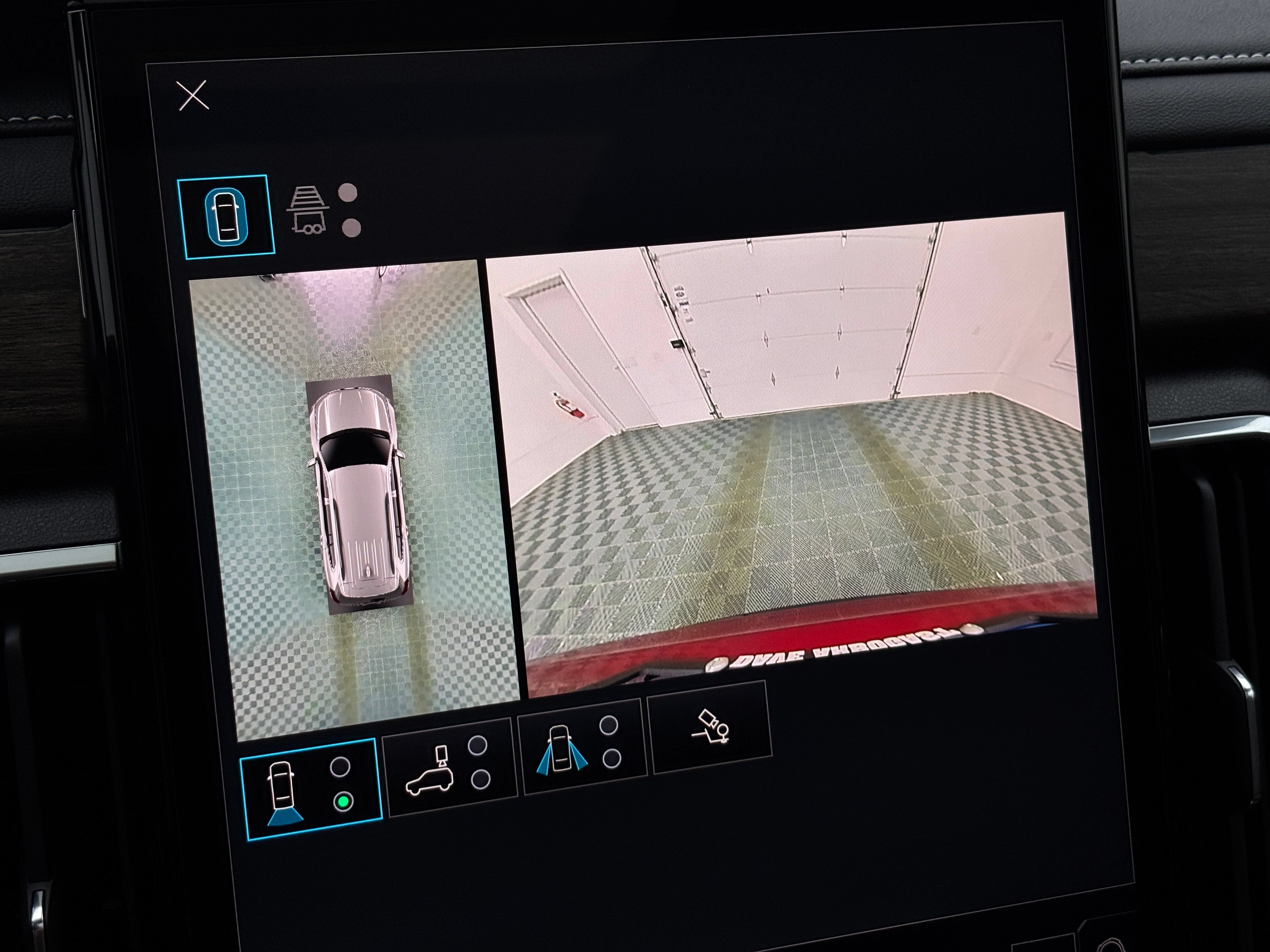 New 2026 GMC Acadia Denali Ultimate w/ LPO, Floor Liner Package AWD/4WD image 4