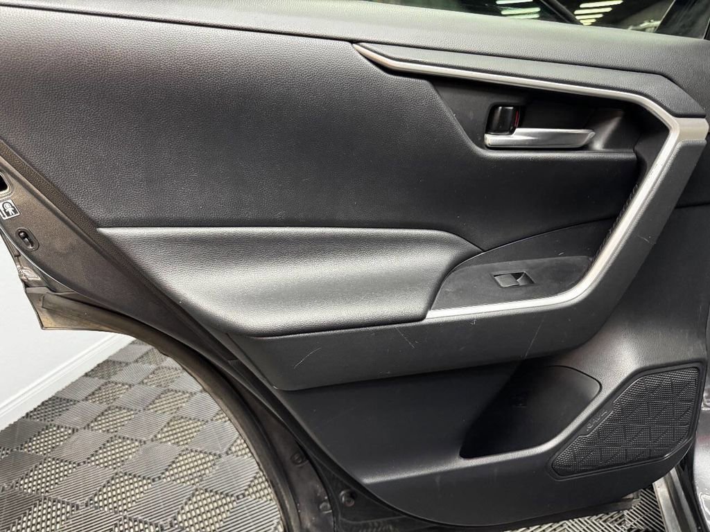 Used 2019 Toyota RAV4 XLE image 47