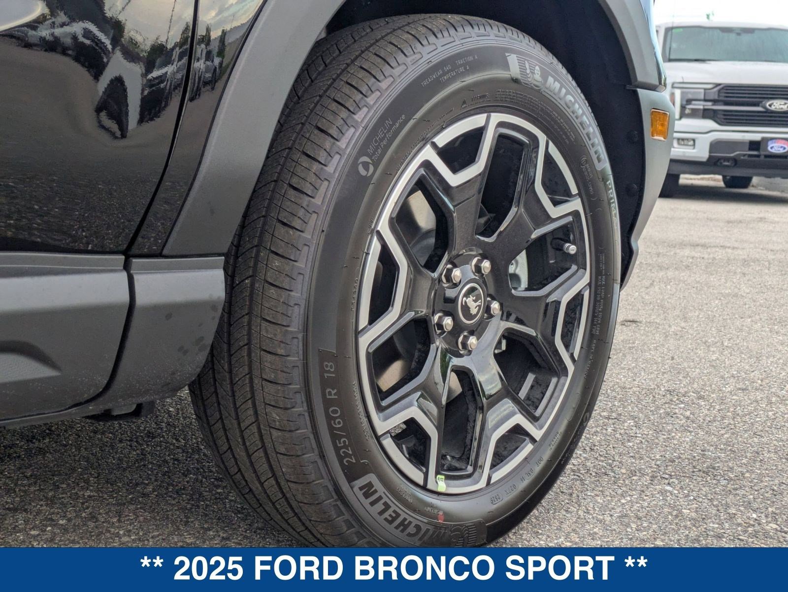 New 2025 Ford Bronco Sport Outer Banks w/ Outer Banks Tech Package+ image 13