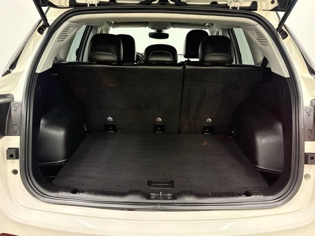 Used 2020 Jeep Compass Trailhawk AWD/4WD image 8