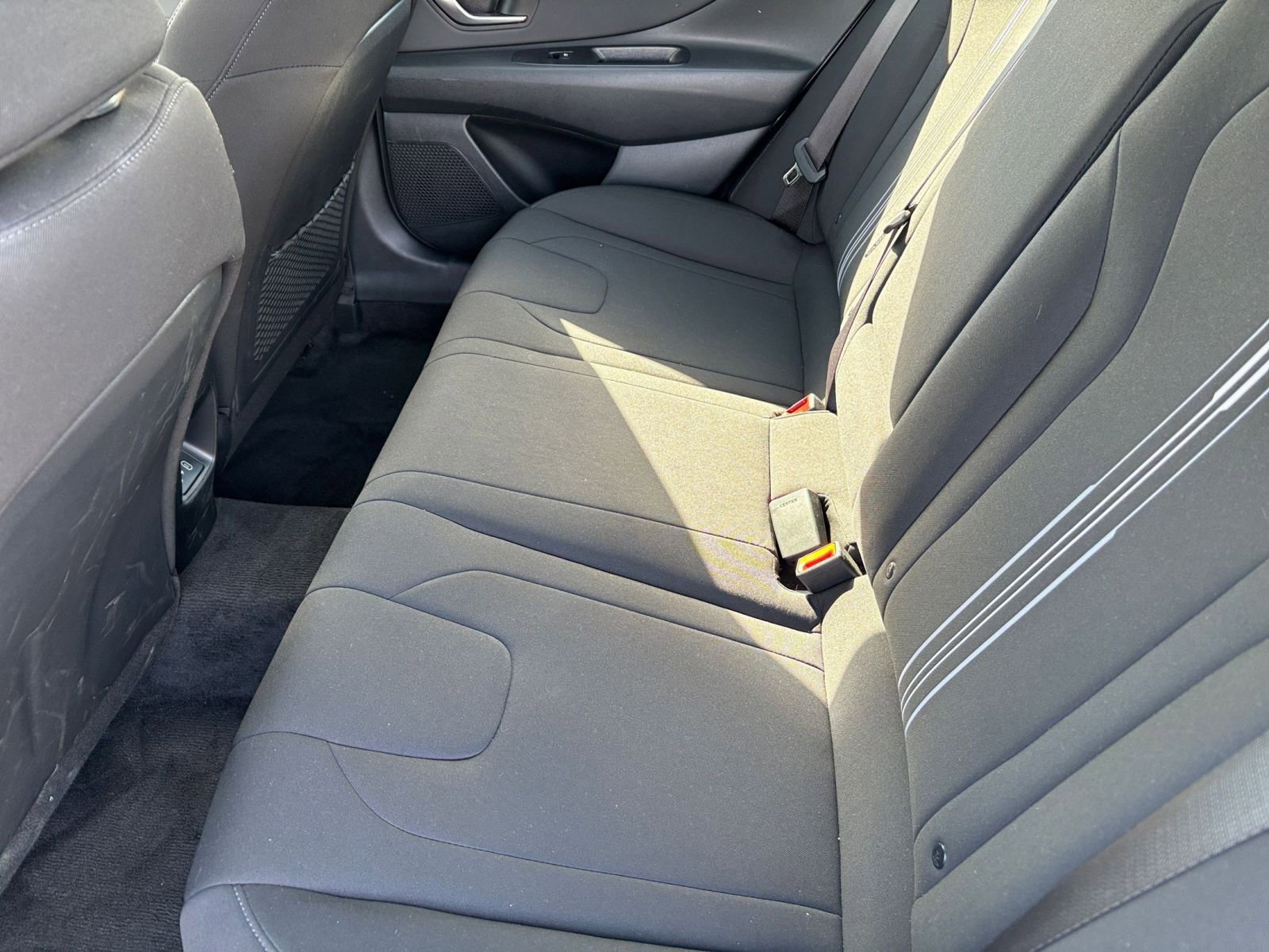 Used 2025 Hyundai Elantra SEL FWD image 25