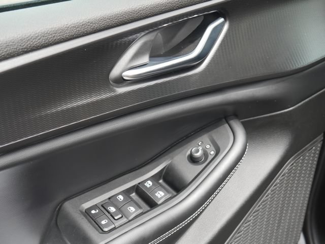 Used 2025 Jeep Grand Cherokee Laredo X AWD/4WD image 13