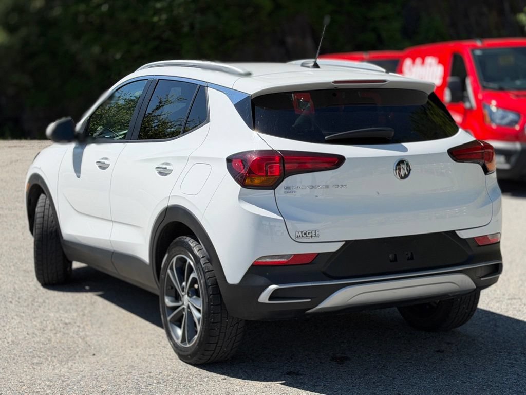 Used 2021 Buick Encore GX Select AWD/4WD image 3