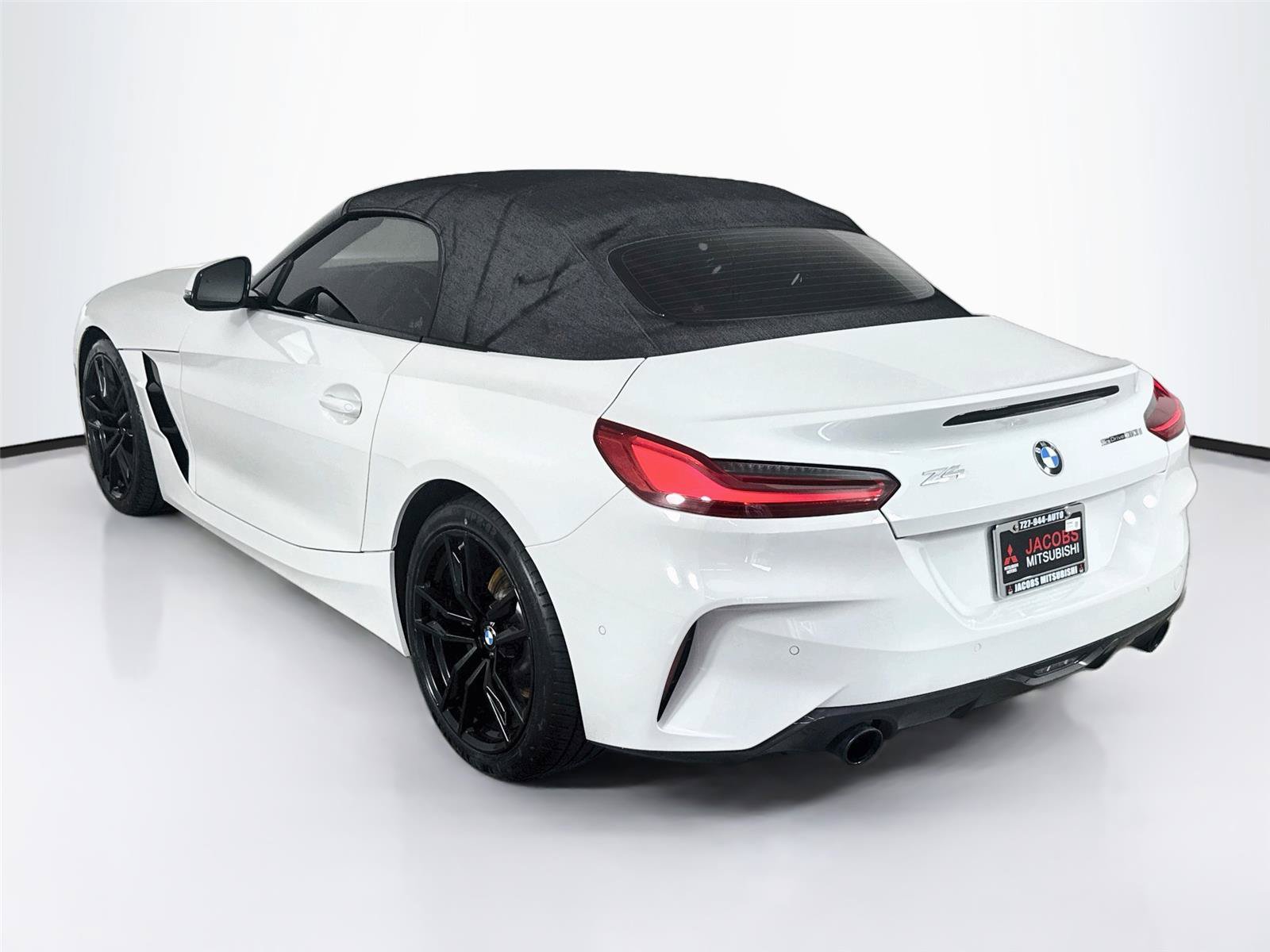 Used 2019 BMW Z4 sDrive30i w/ M Sport Package RWD image 3