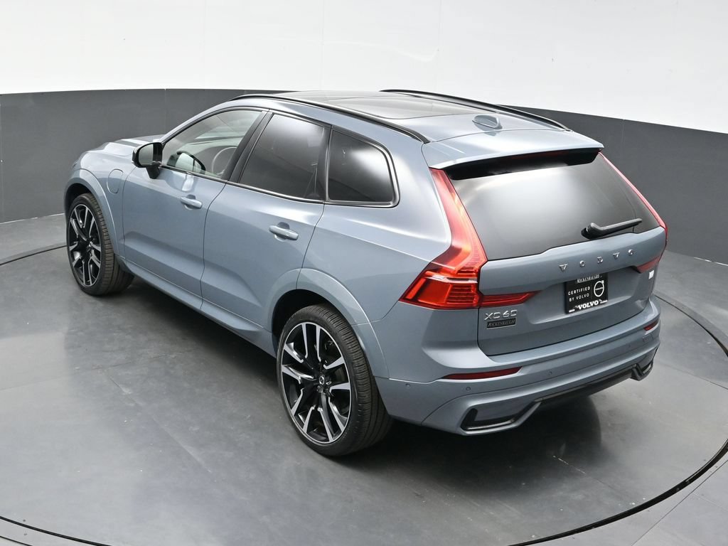 Used 2024 Volvo XC60 T8 Ultimate AWD/4WD image 33