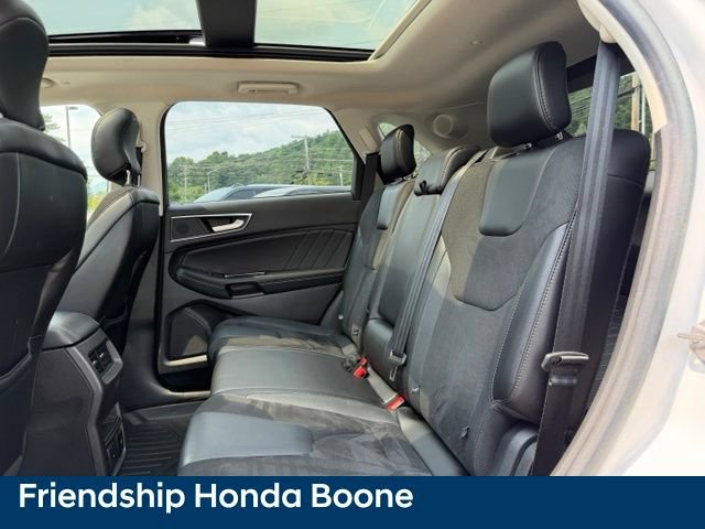 Used 2017 Ford Edge Sport w/ Equipment Group 401A AWD/4WD image 39