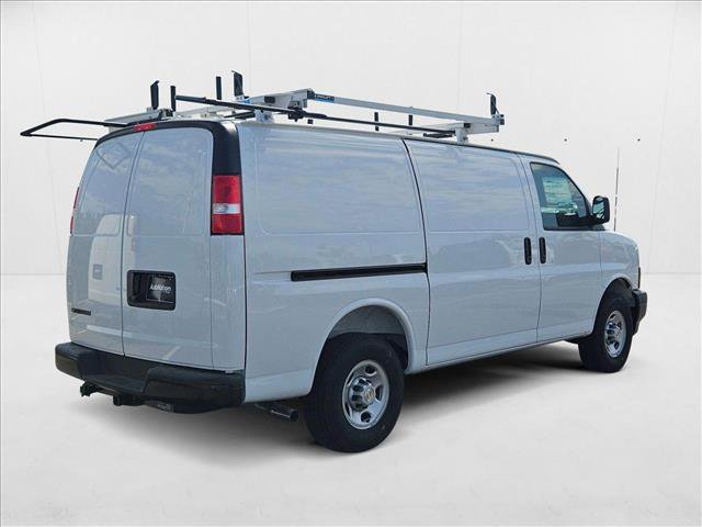 New 2025 Chevrolet Express 2500 w/ Driver Convenience Package RWD video 2