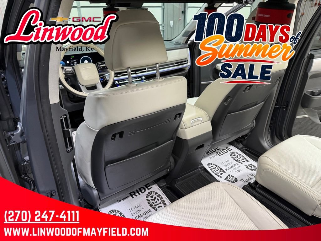 Used 2024 Hyundai Santa Fe Calligraphy FWD image 20