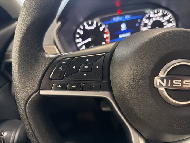 Used 2024 Nissan Altima 2.5 SV image 23