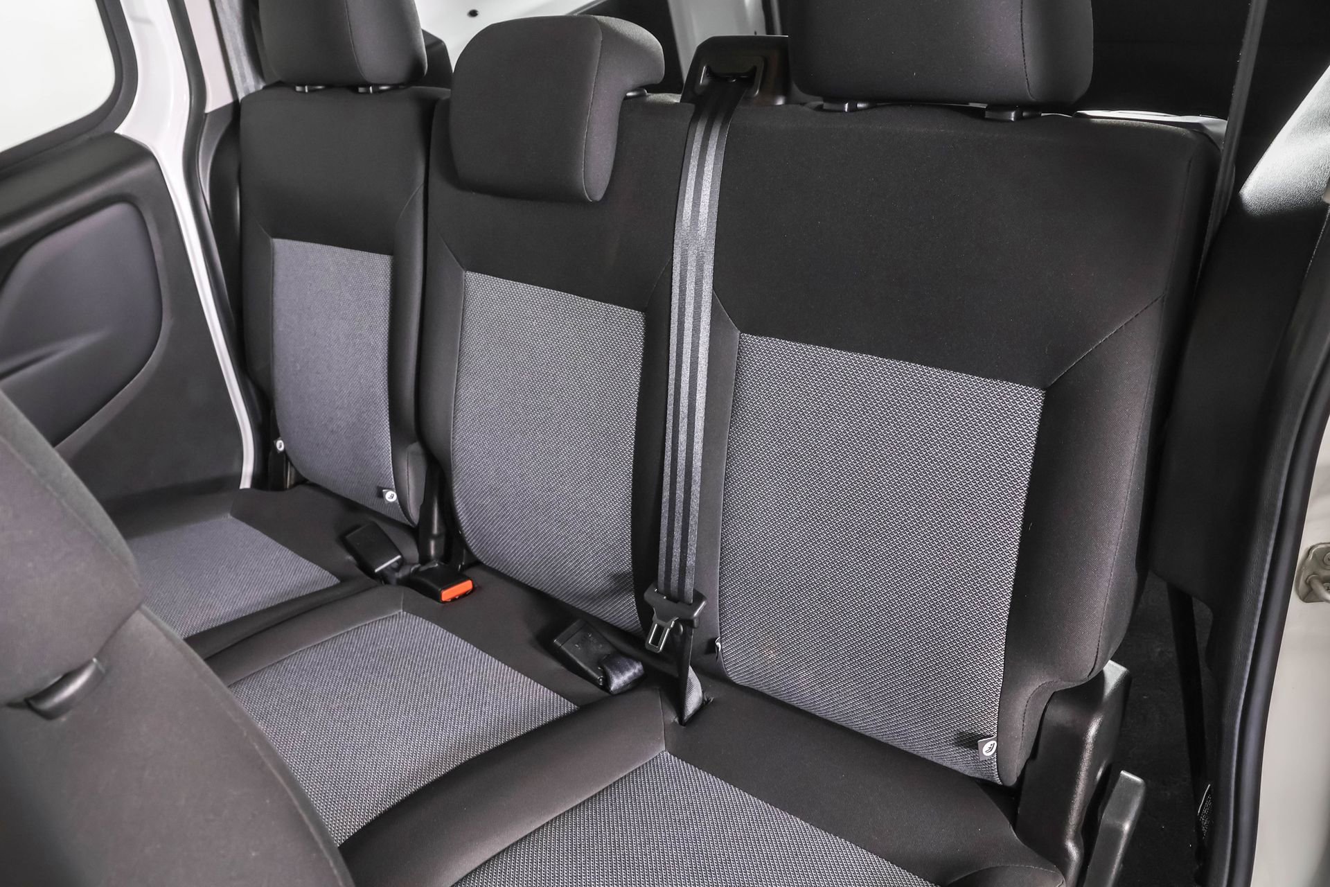 Used 2021 RAM ProMaster City Base image 34