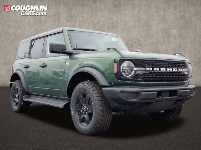 New 2025 Ford Bronco Big Bend w/ Black Appearance Package image 1