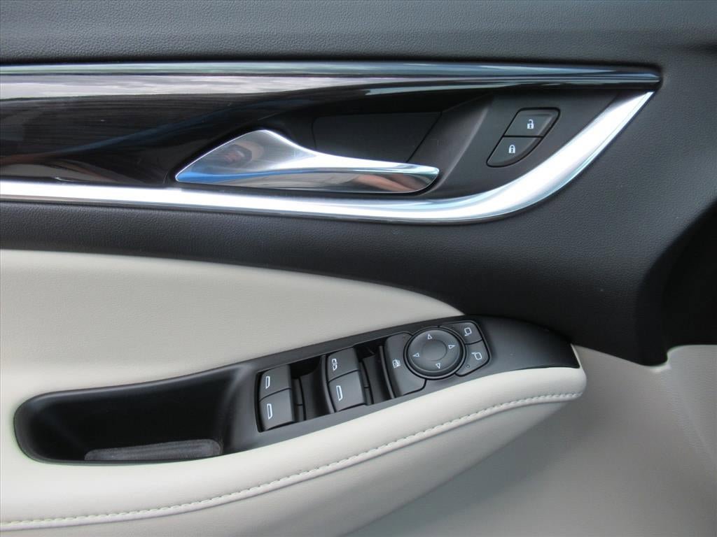 Used 2023 Buick Enclave Essence w/ Trailering Package, 5000 lbs. FWD image 20