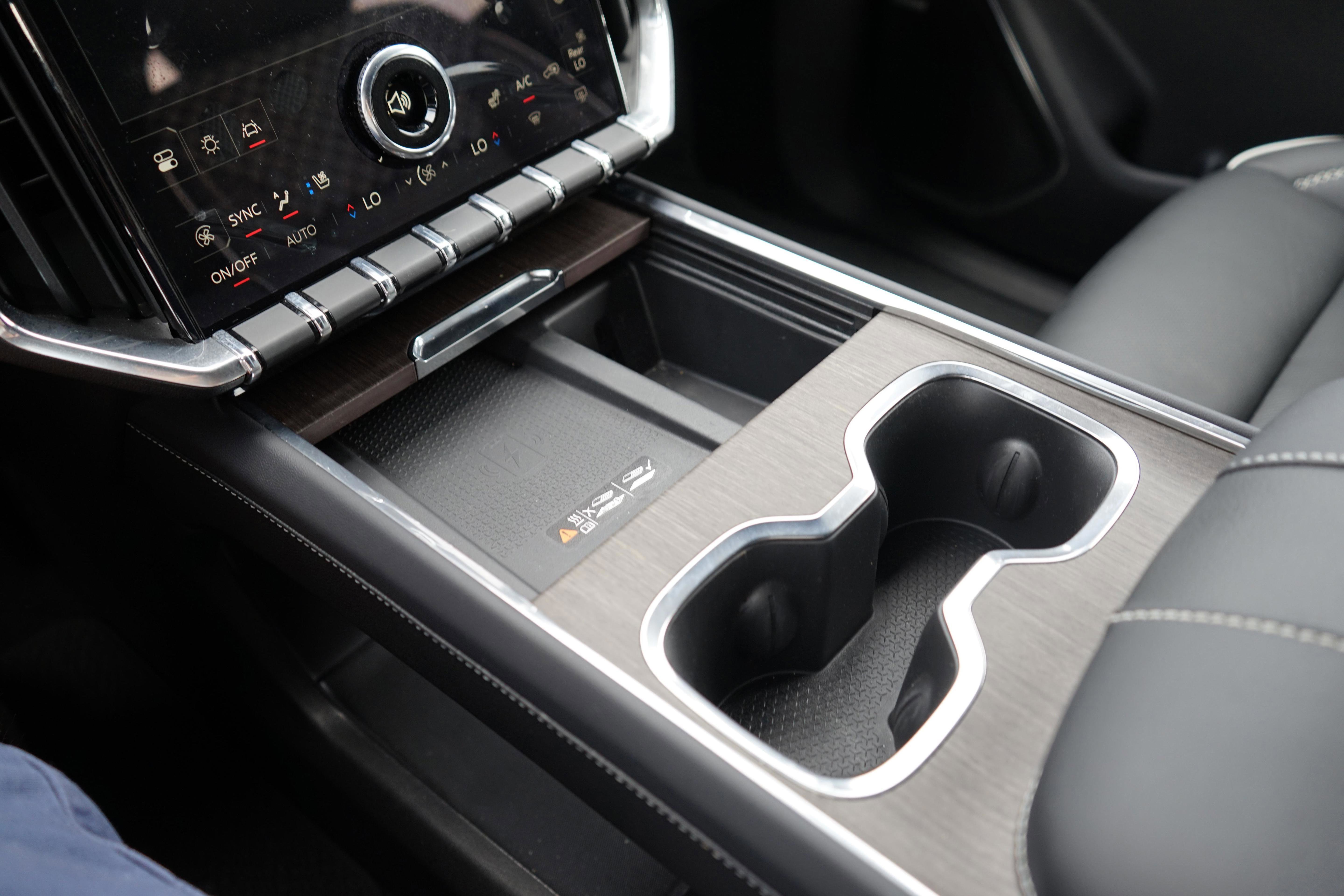 New 2025 GMC Acadia Denali w/ Super Cruise Package image 16