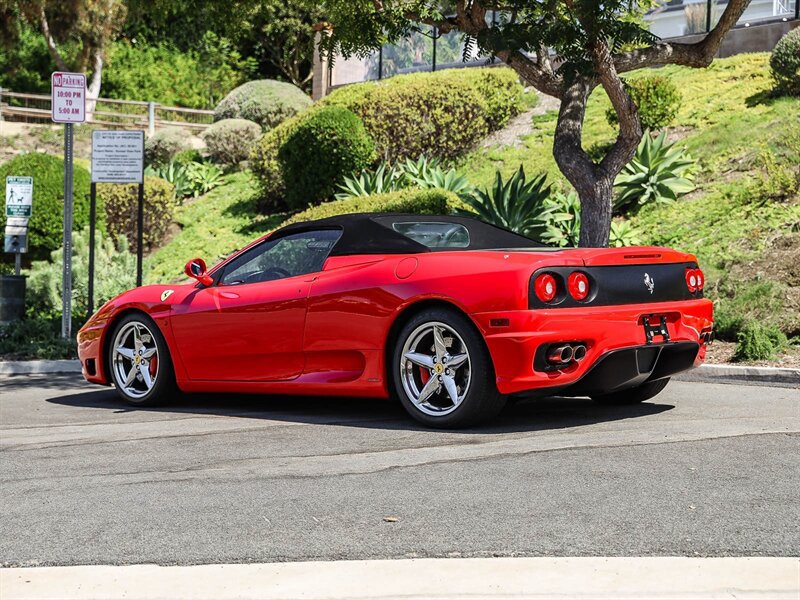 Used 2005 Ferrari 360 Spider RWD image 3