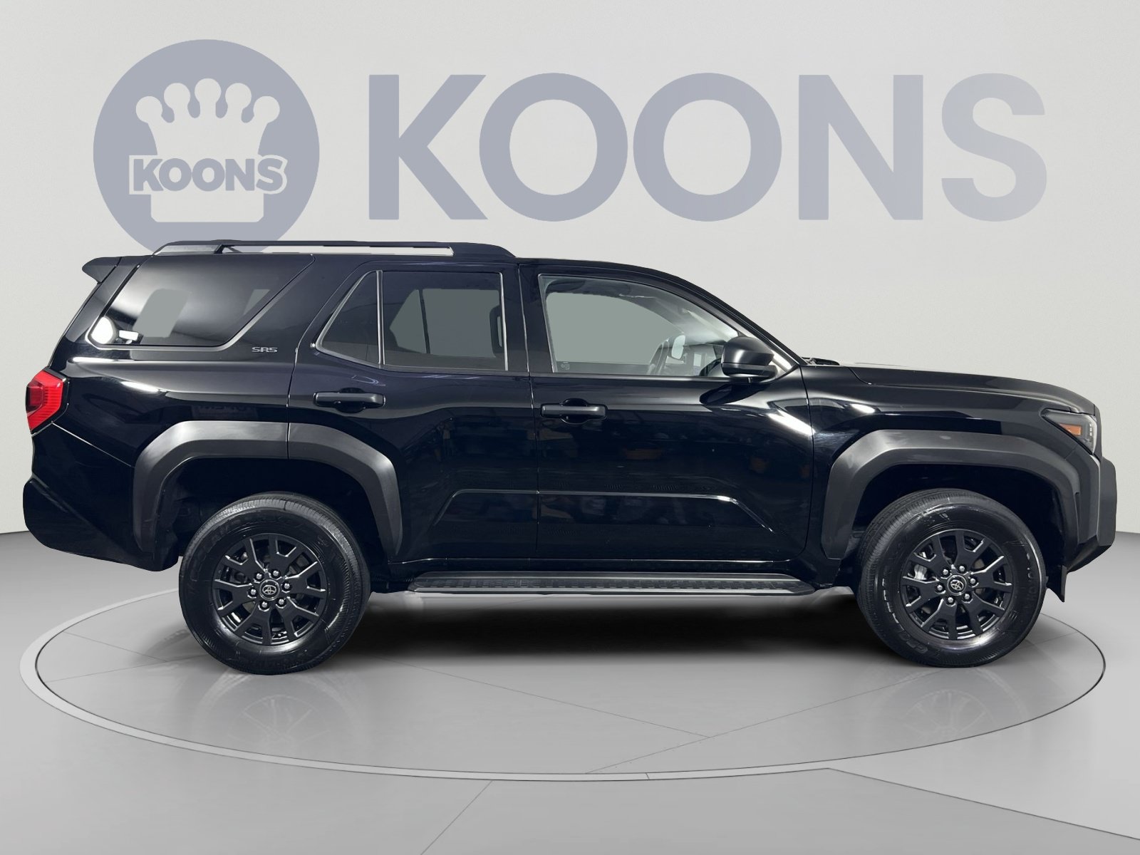 Used 2025 Toyota 4Runner SR5 AWD/4WD image 8