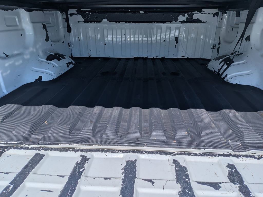 Used 2019 Nissan Titan S AWD/4WD image 21