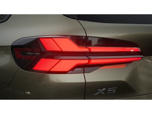 New 2026 BMW X5 sDrive40i w/ M Sport Package RWD image 8