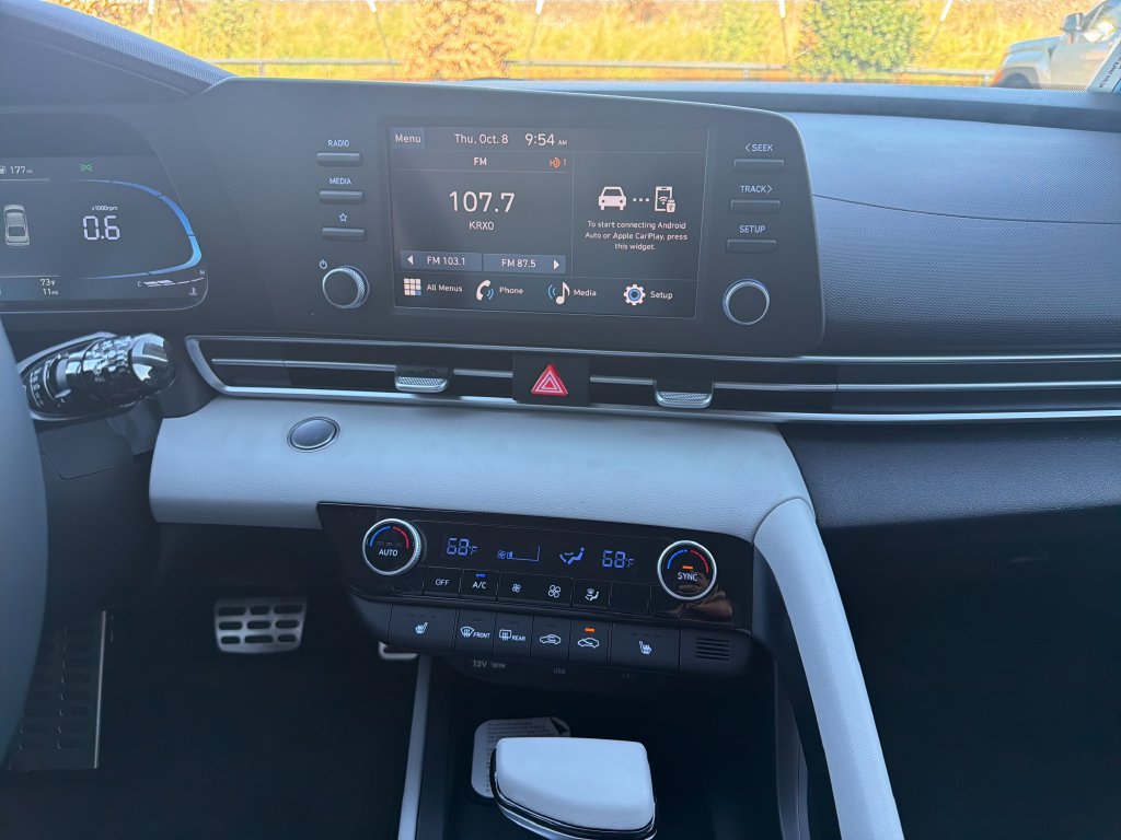 New 2026 Hyundai Elantra SEL Sport FWD image 29