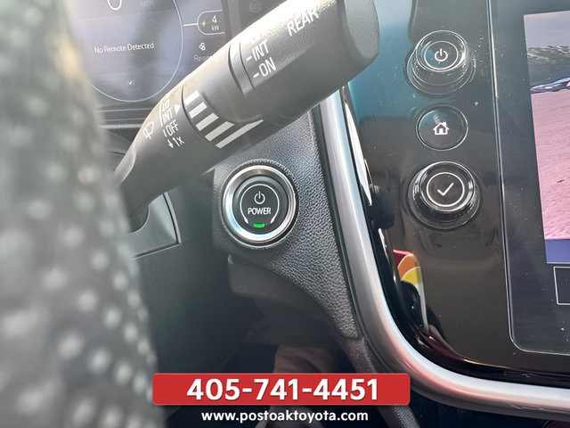 Used 2022 Chevrolet Bolt LT FWD image 24