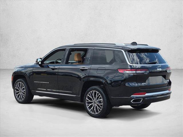Used 2021 Jeep Grand Cherokee L Summit AWD/4WD image 7