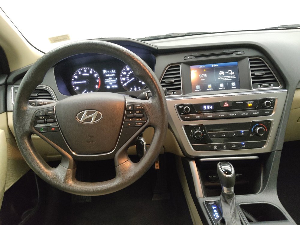 Used 2017 Hyundai Sonata Sport image 22