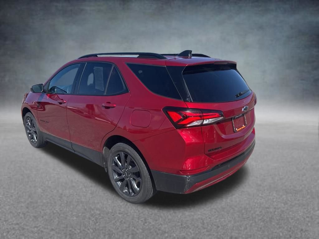 Used 2024 Chevrolet Equinox RS AWD/4WD image 3
