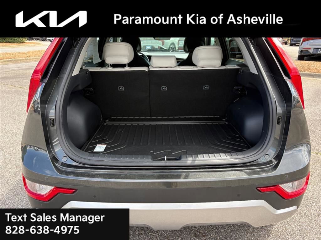 Certified 2025 Kia Niro EX image 29
