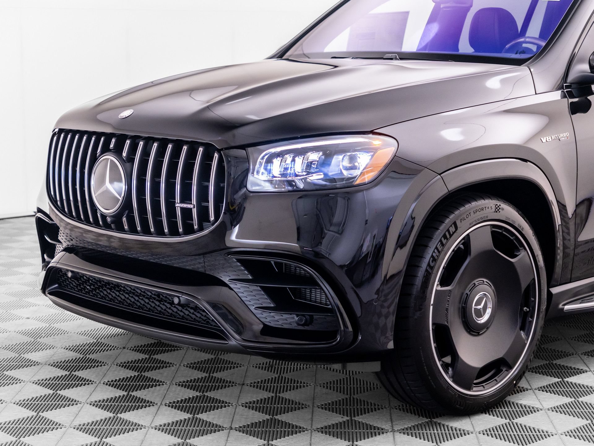 New 2026 Mercedes-Benz GLS 63 AMG 4MATIC image 40