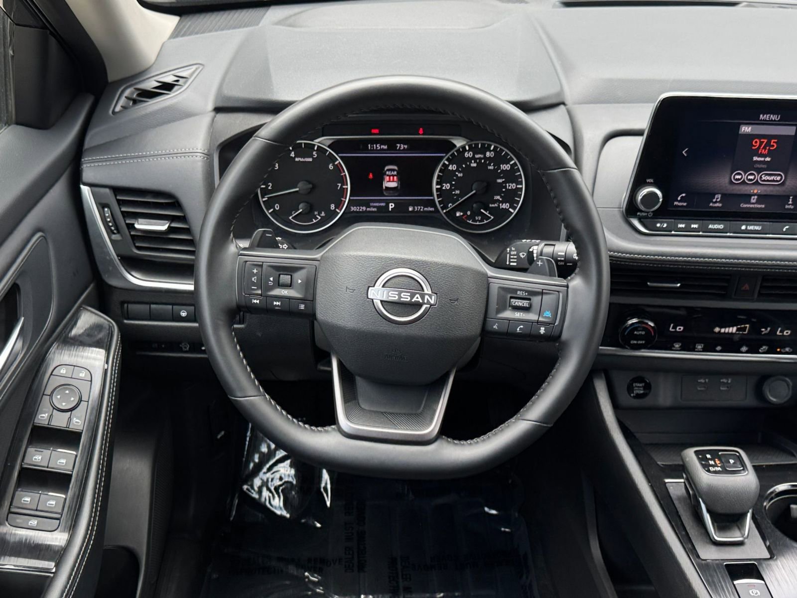 Used 2025 Nissan Rogue SV FWD image 30