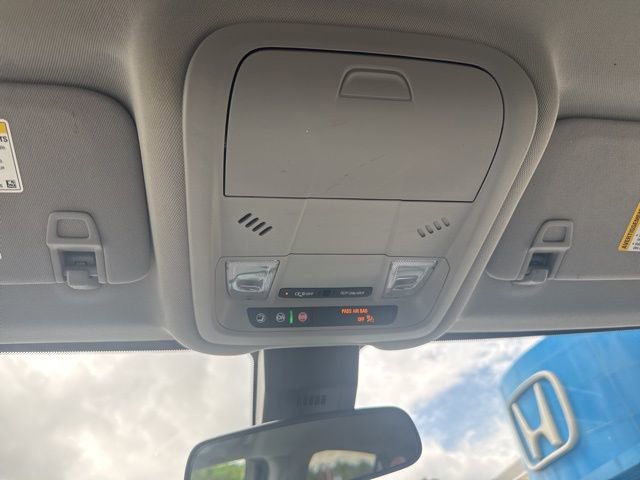 Used 2020 Chevrolet Equinox LT image 23