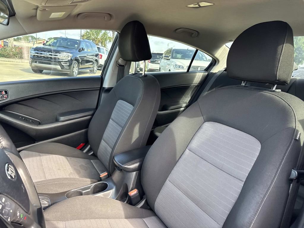 Used 2016 Kia Forte EX FWD image 17