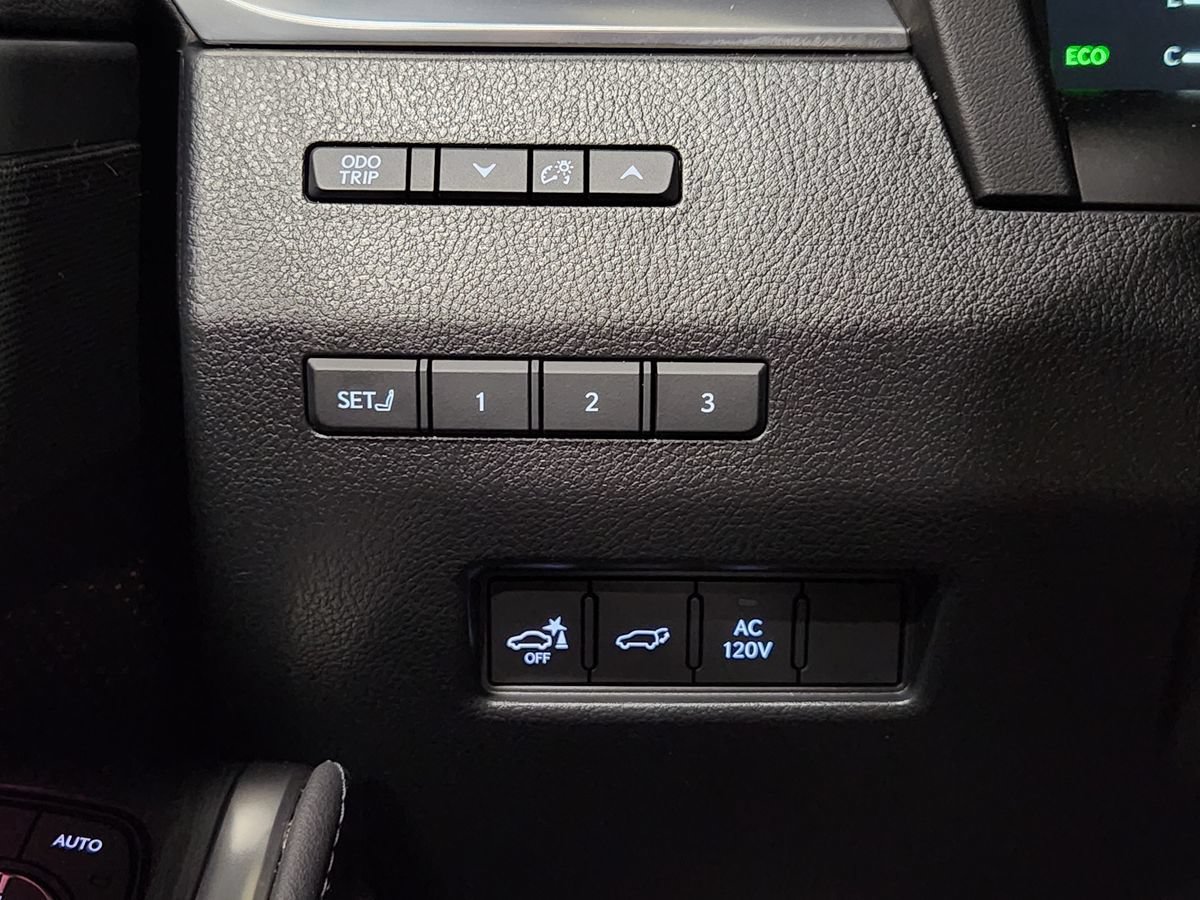 Used 2024 Lexus GX 550 w/ Accessory Package (Z1) AWD/4WD image 43