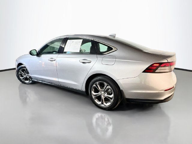 Used 2023 Honda Accord EX image 6