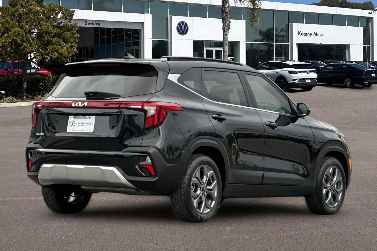 Used 2024 Kia Seltos S image 4