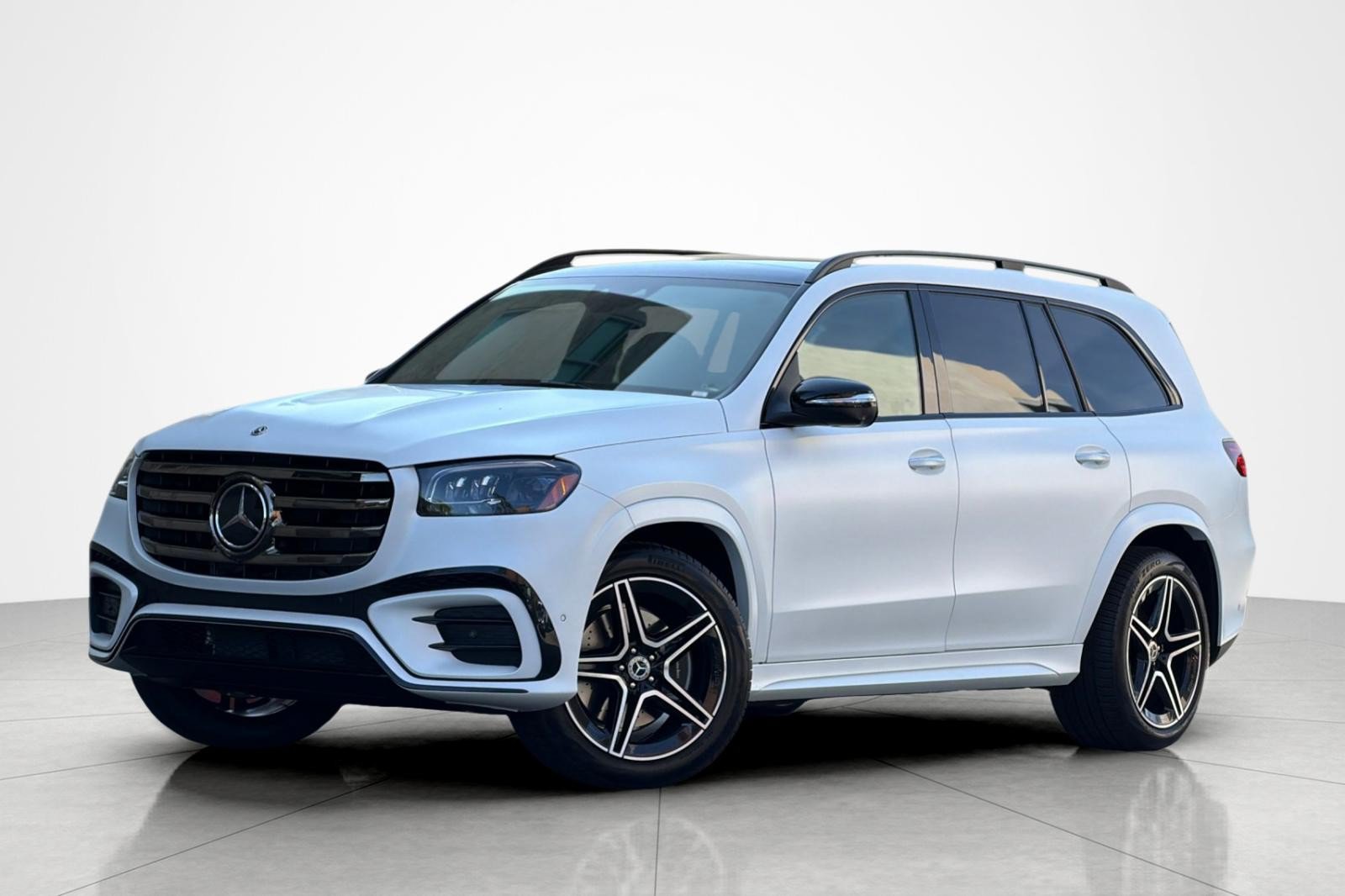New 2026 Mercedes-Benz GLS 450 4MATIC image 1