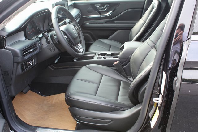 New 2023 Lincoln Corsair AWD w/ Equipment Group 101A image 12