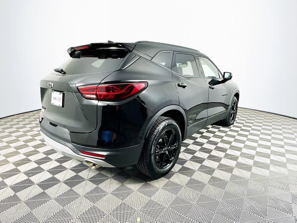 Used 2024 Chevrolet Blazer LT w/ Midnight/Sport Edition image 10