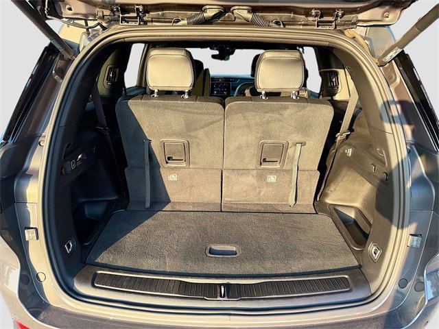 Used 2024 Jeep Grand Cherokee L Altitude image 12