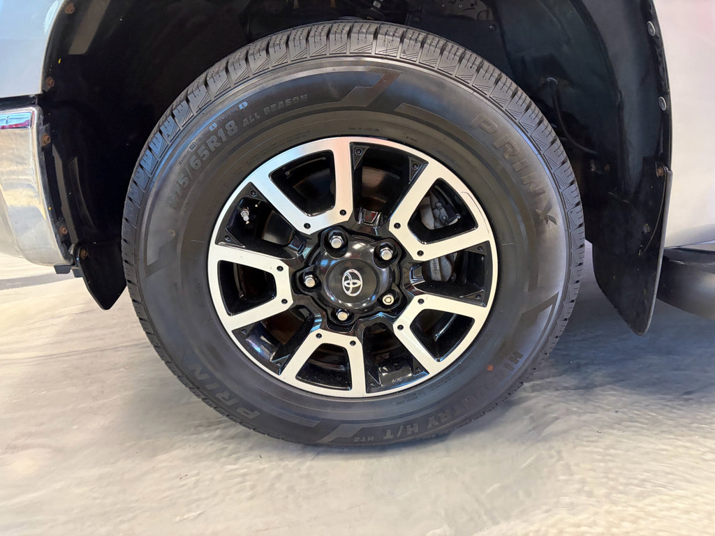 Used 2018 Toyota Tundra SR5 w/ TRD Off Road Package image 26