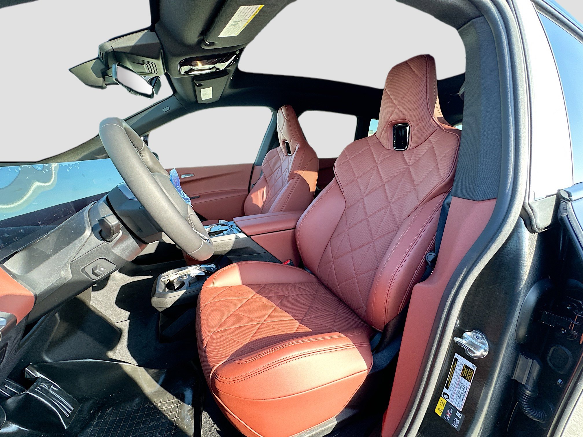 New 2026 BMW iX xDrive60 w/ M Sport Package image 15