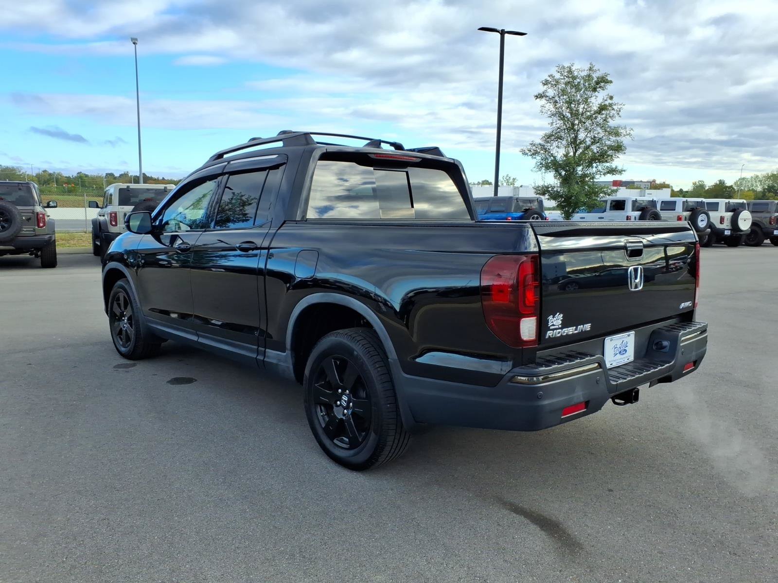 Used 2017 Honda Ridgeline Black Edition image 5