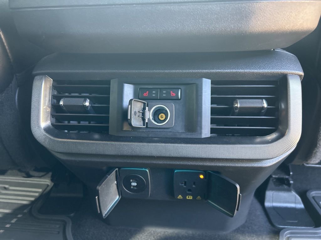 Used 2024 Ford F150 Platinum w/ FX4 Off-Road Package image 35